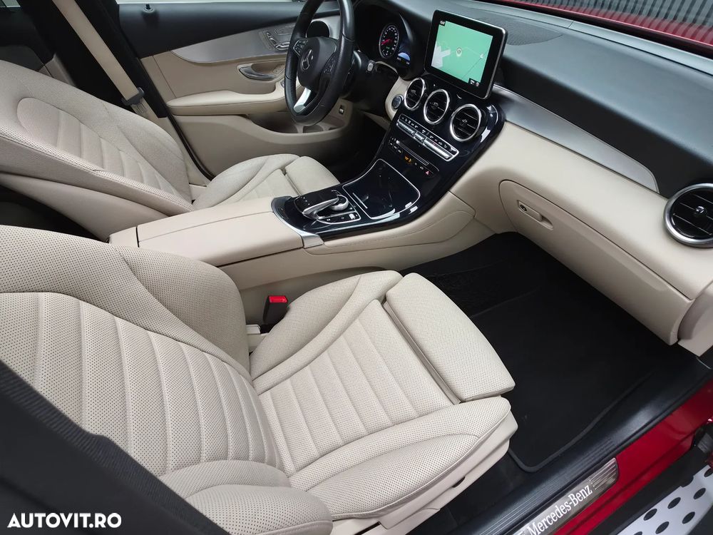 Mercedes-Benz GLC 250 4MATIC 9G-TRONIC AMG Line - 7