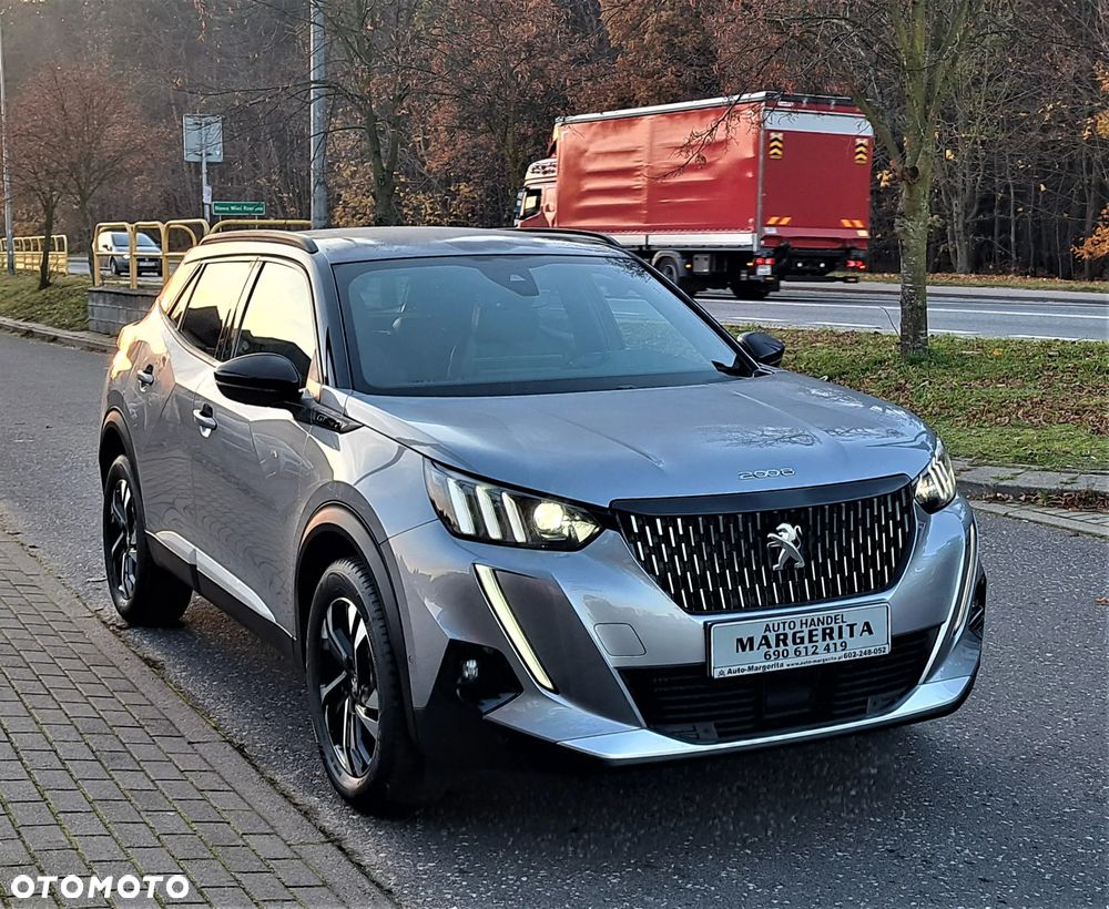 Peugeot 2008 1.2 PureTech Allure S&S - 15