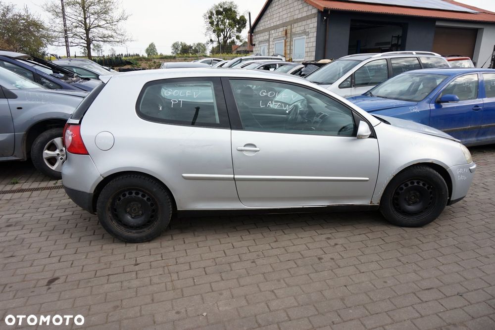 VOLKSWAGEN GOLF V 3D HB 2004 LA7W 1.9 TDI BKD 105KM GQQ SREBRNY na części - 6