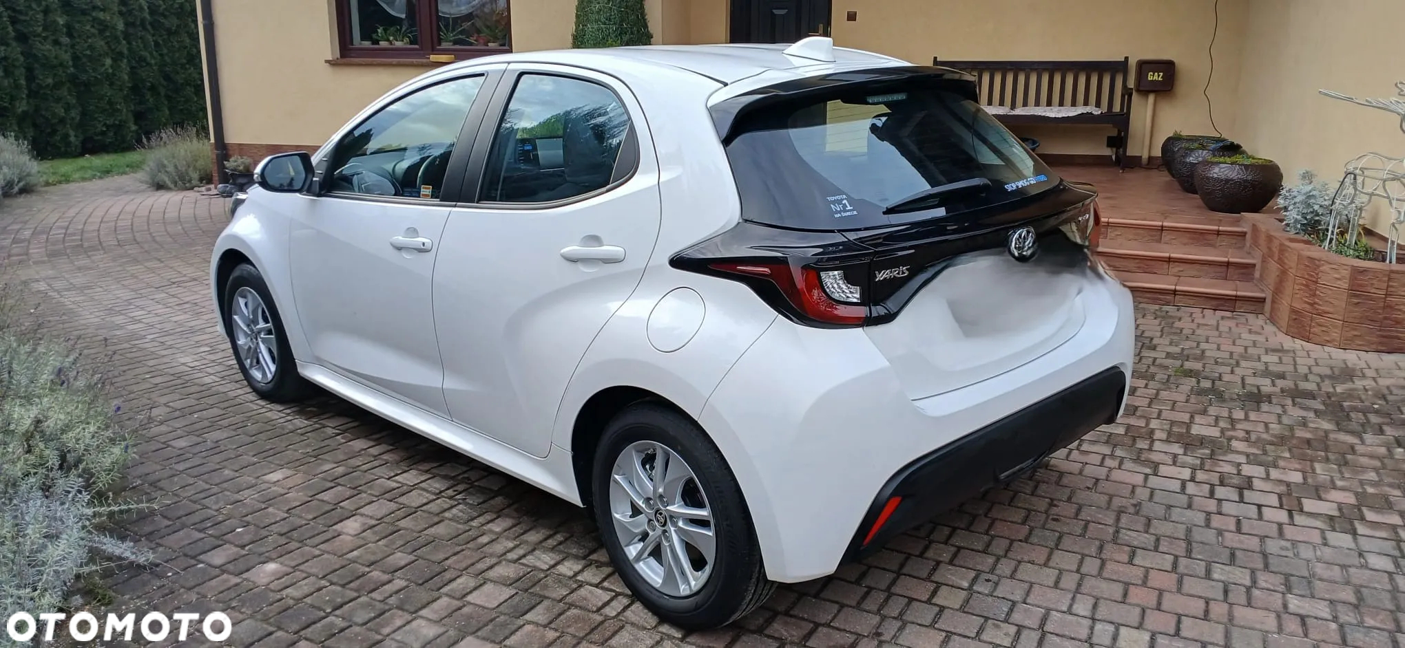 Toyota Yaris Hybrid 1.5 Comfort - 6