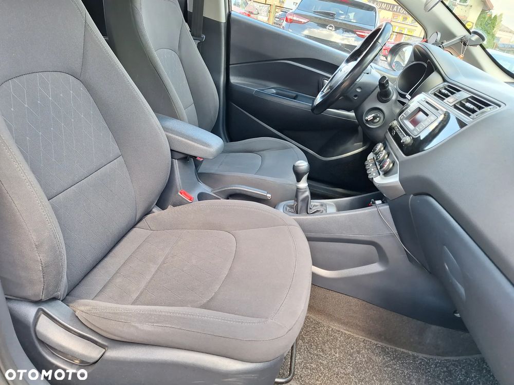 Kia Rio 1.2 Sensation - 19