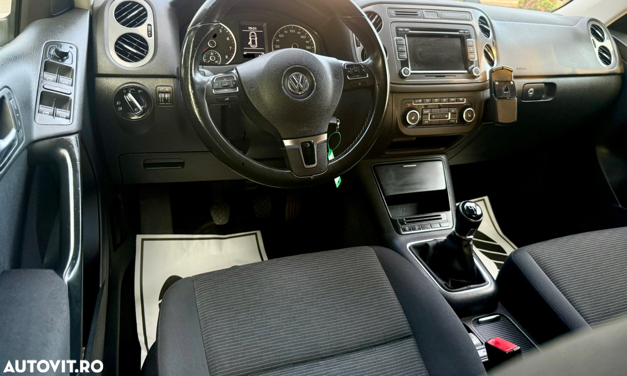 Volkswagen Tiguan 1.4 TSI BlueMotion Technology Sport & Style - 23
