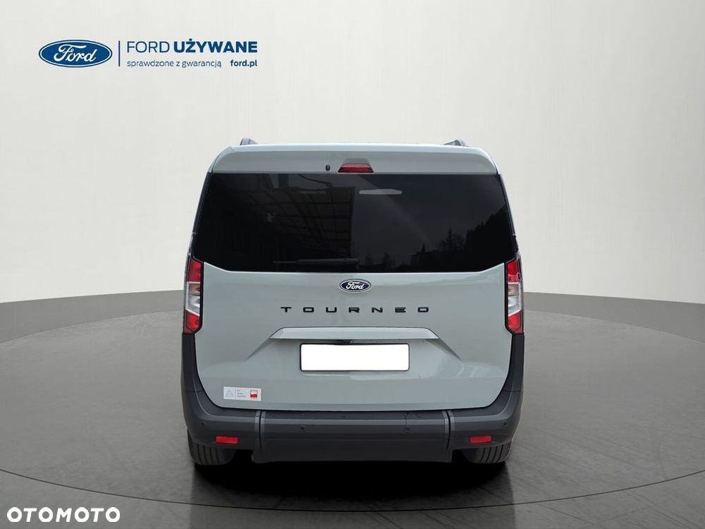 Ford Tourneo Courier - 10
