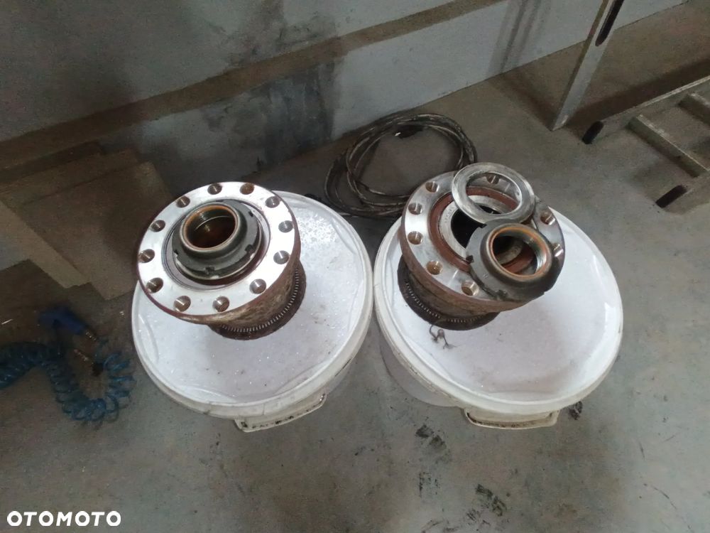 Piasta przednia przod man tga tgs tgx os zwrotnica - 1