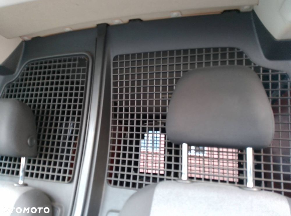 Volkswagen Caddy - 4