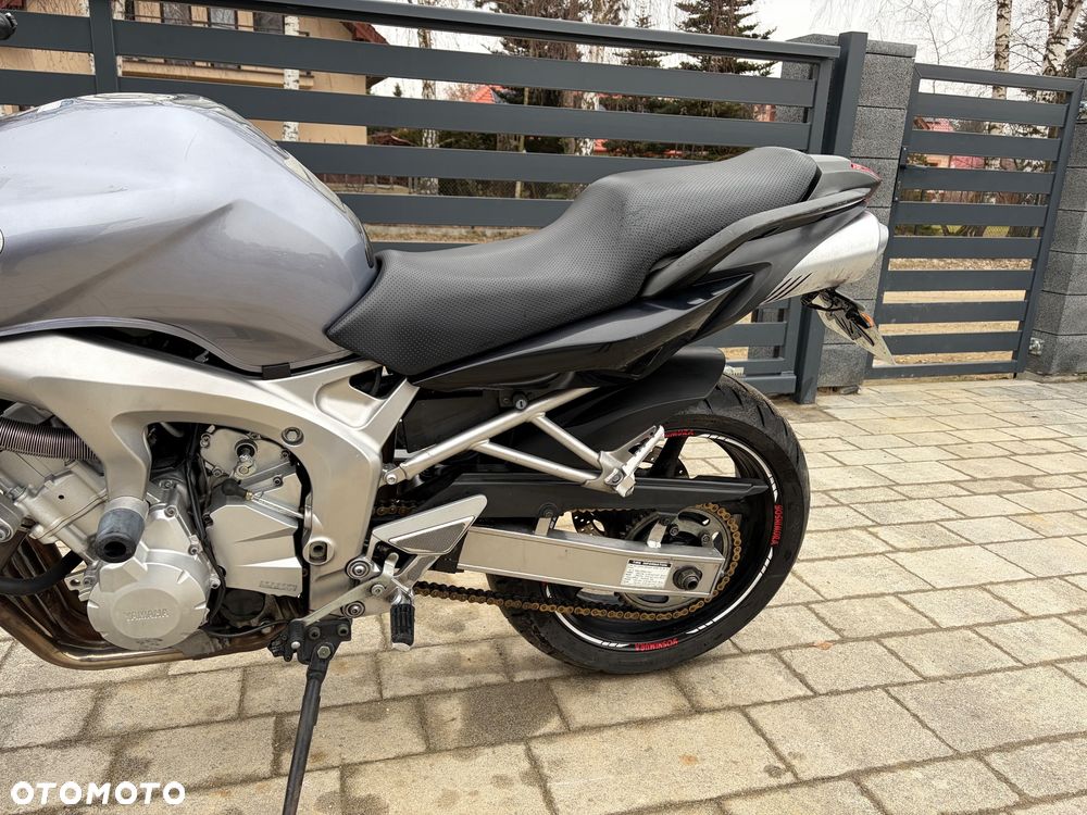Yamaha FZ6 - 13
