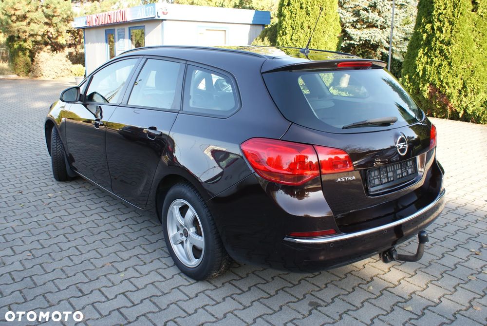 Opel Astra 1.4 Turbo - 9