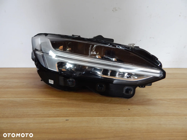 Lampa prawy przód Full Led Volvo V90 S90 16-23 EU Łuków części