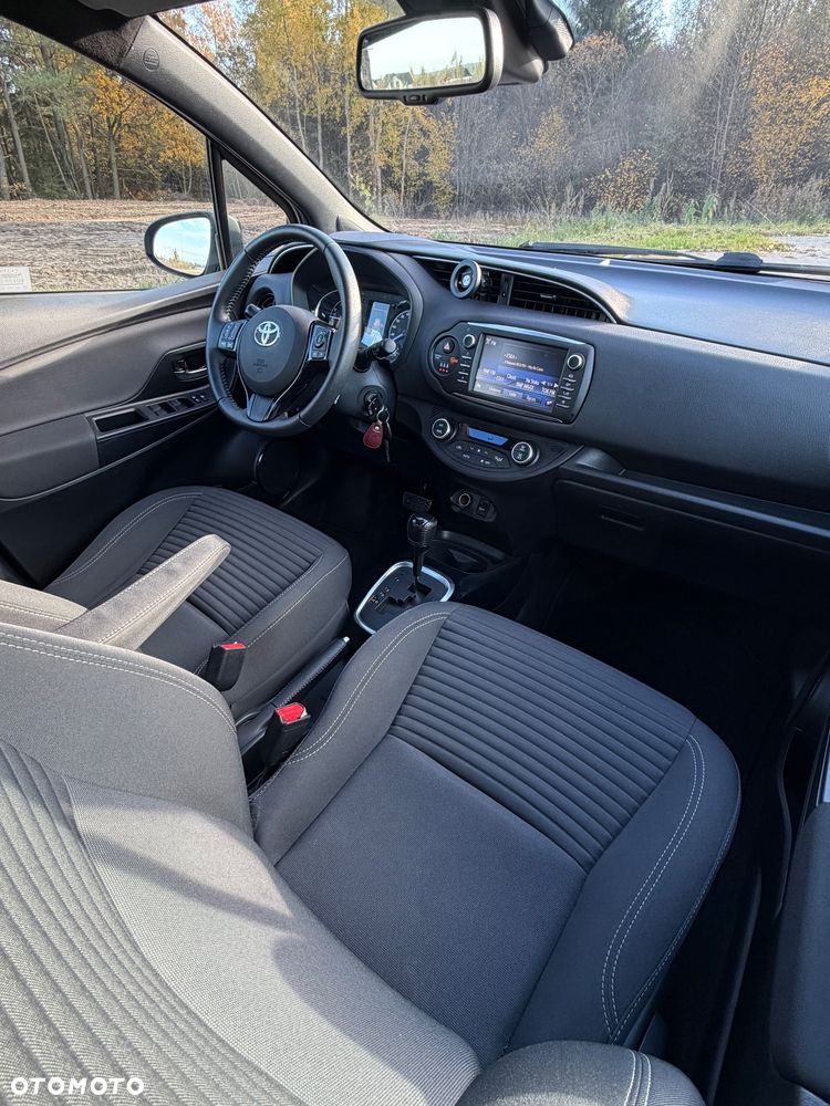 Toyota Yaris - 18