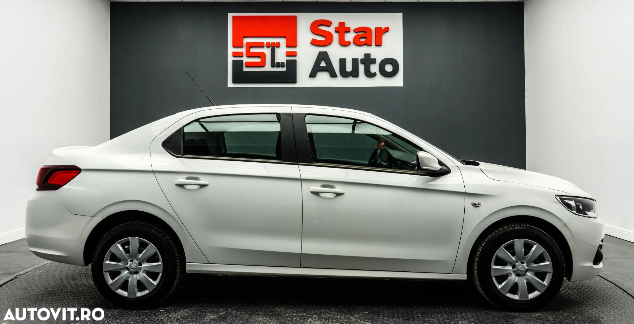 Peugeot 301 1.5 BlueHDI FAP Allure - 11