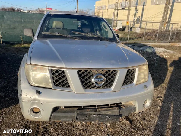 Dezmembrez Nissan Navara 2.5 DCI D40