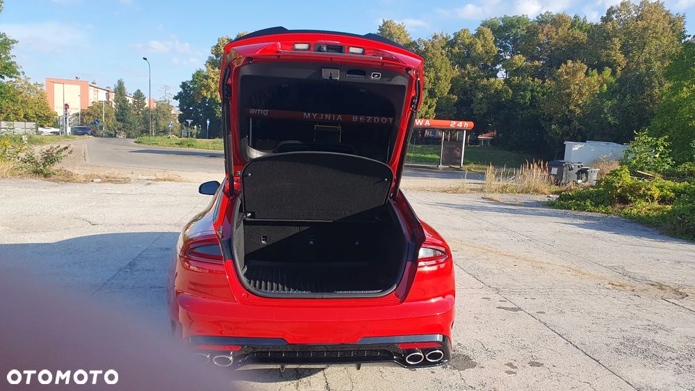 Kia Stinger 3.3 T-GDI V6 GT AWD - 18