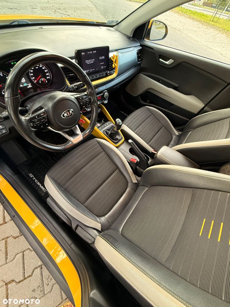 Kia Stonic 1.0 T-GDI MHEV L - 15