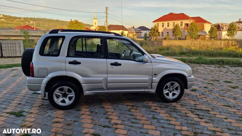 Suzuki Grand Vitara 2.0 TD Comfort - 9