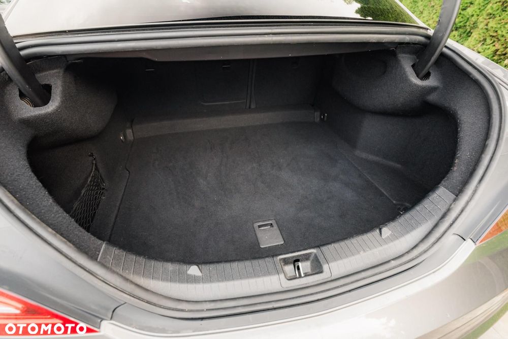 Mercedes-Benz CLA 220 4-Matic AMG Line - 33