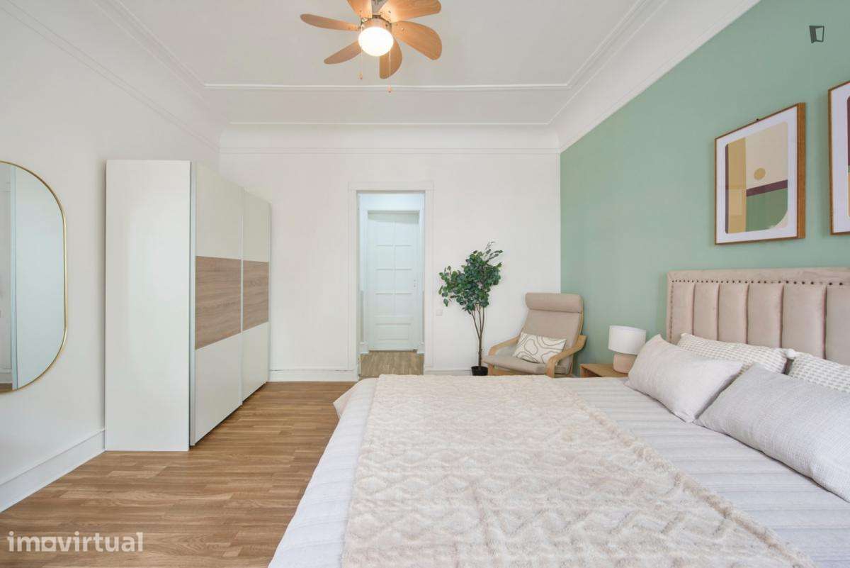 Quarto - localizado em Roma-Areeiro Lisbon - Grande imagem: 5/34