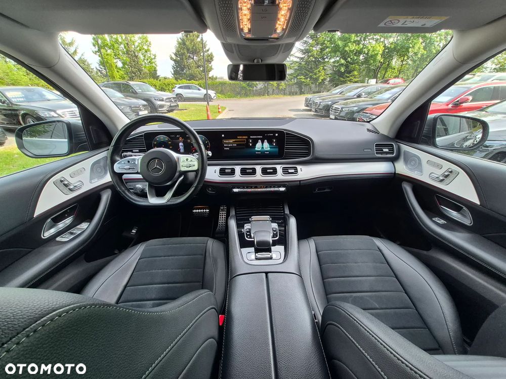 Mercedes-Benz GLE - 26