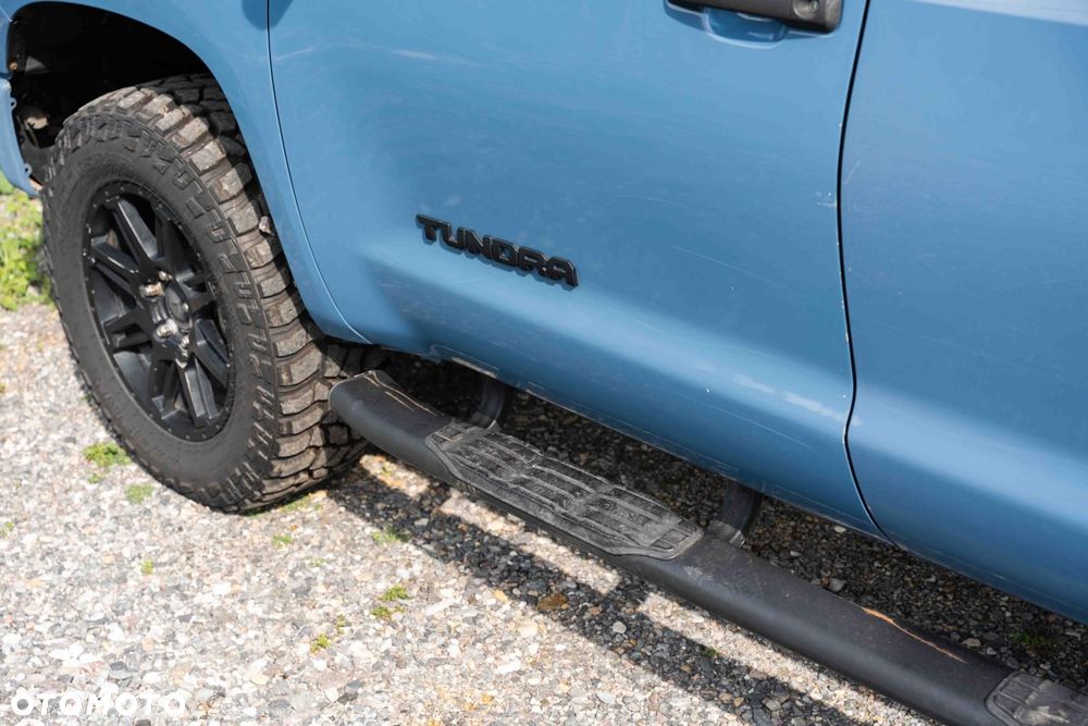 Toyota Tundra - 35