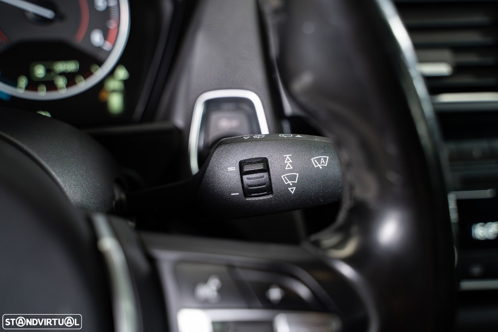 BMW 116 d Pack M - 22
