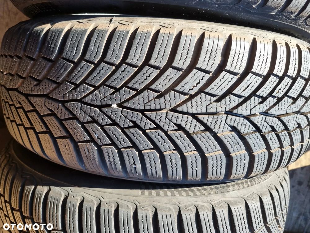 Opony CONTINENTAL WINTER CONTACT TS870 205/55R16 91H 2024r,4x7,6mm super - 3
