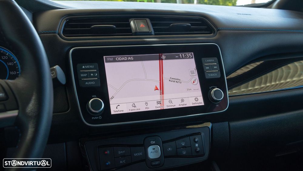 Nissan Leaf N-Connecta - 8