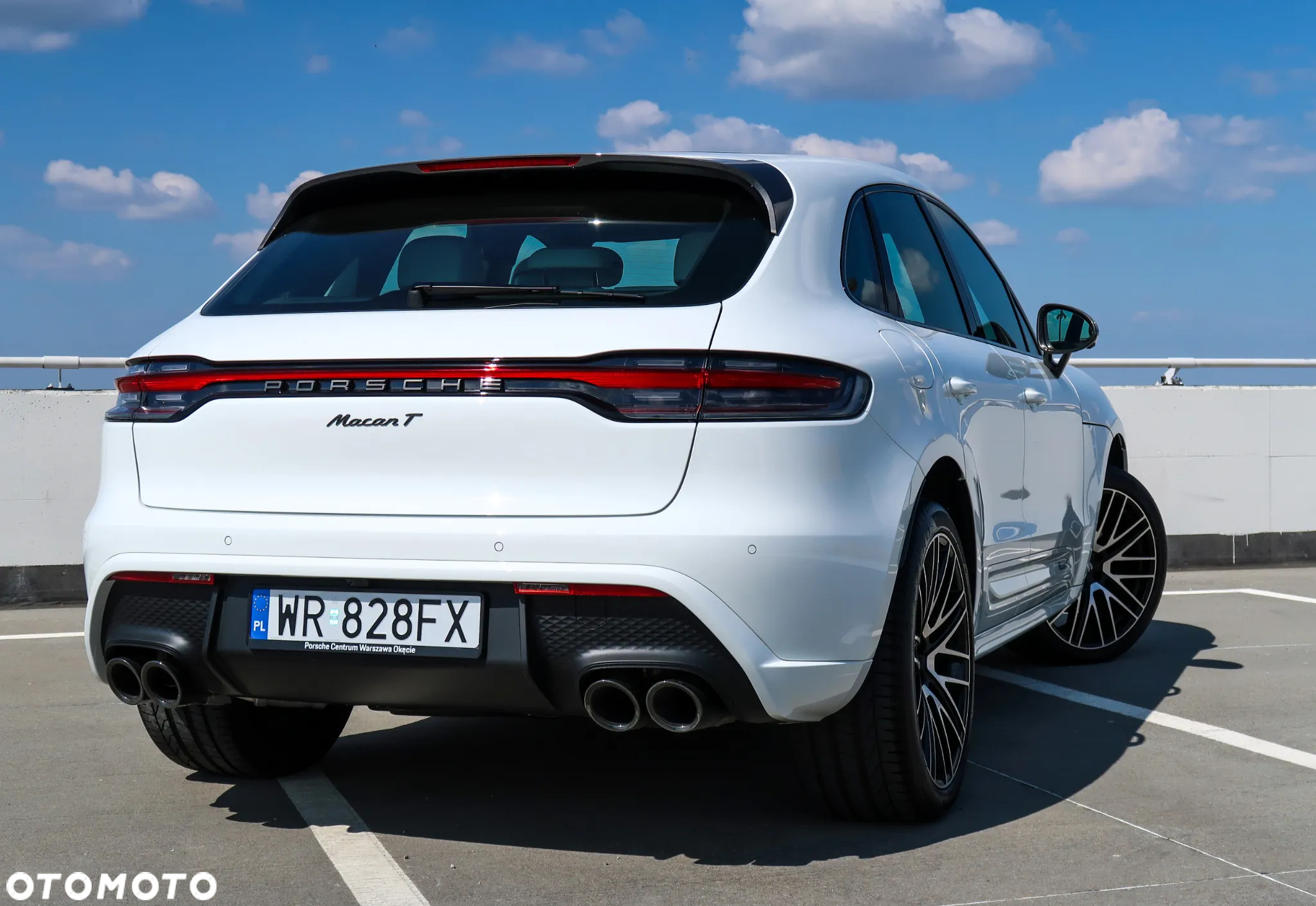 Porsche Macan T - 13