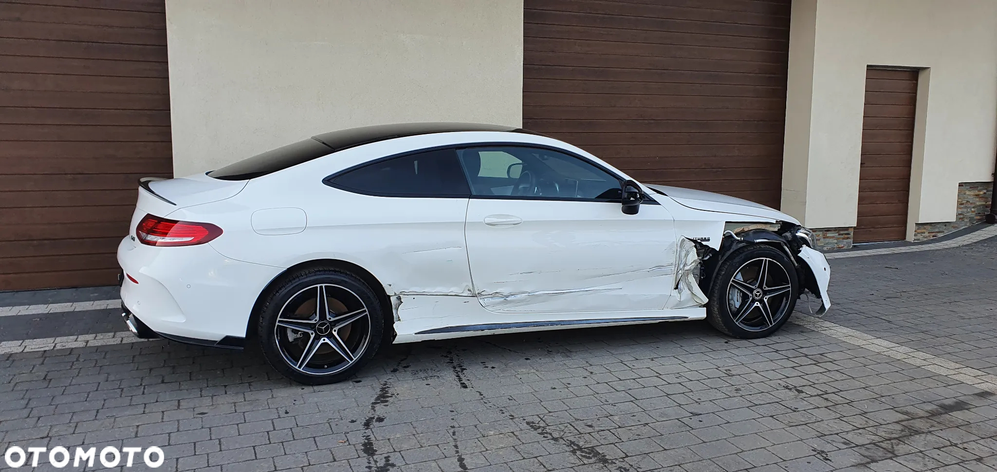 Mercedes-Benz Klasa C AMG 43 4-Matic - 22