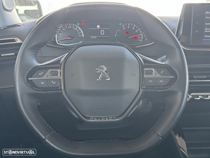 Peugeot 2008 1.2 PureTech Active Pack - 11