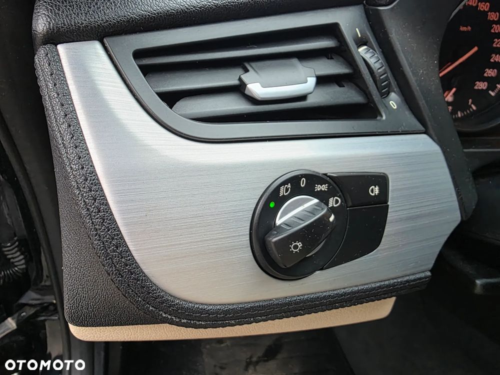 BMW Z4 23i sDrive - 12