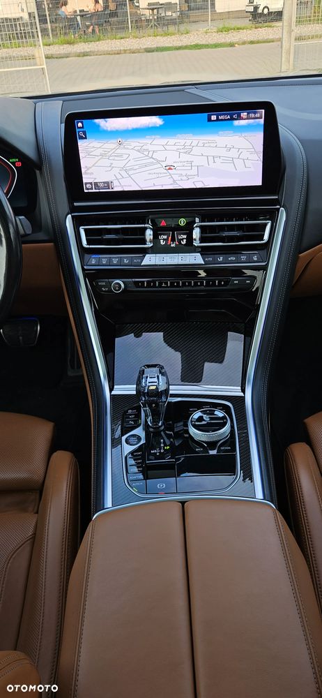 BMW Seria 8 840d xDrive mHEV - 17