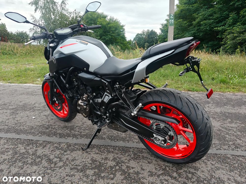 Yamaha MT - 6