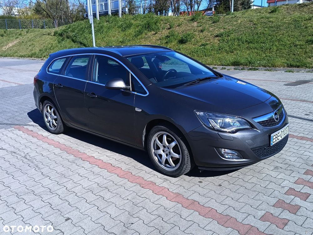 Opel Astra 1.4 T Cosmo - 15