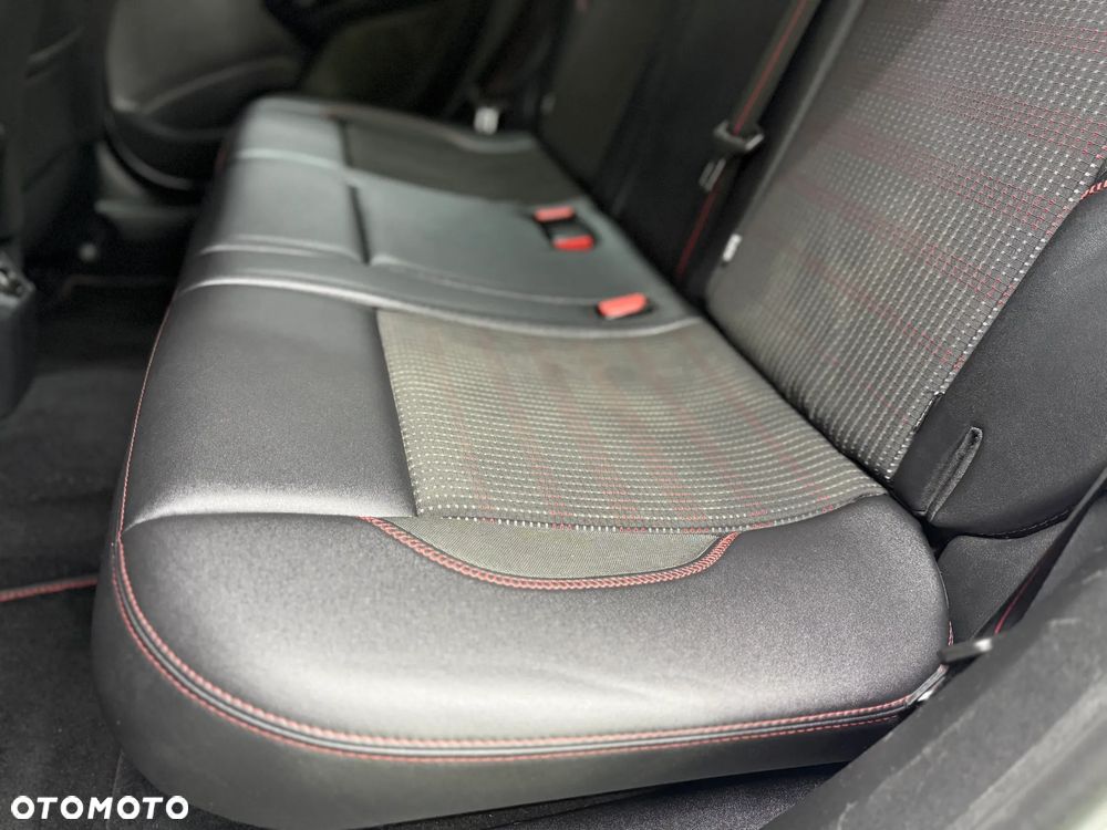 Peugeot 2008 PureTech 130 Stop&Start GT-Line Edition - 36