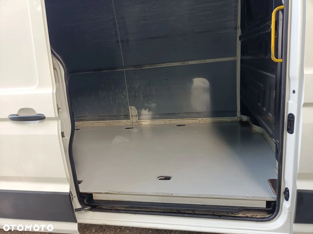 Volkswagen Crafter - 9