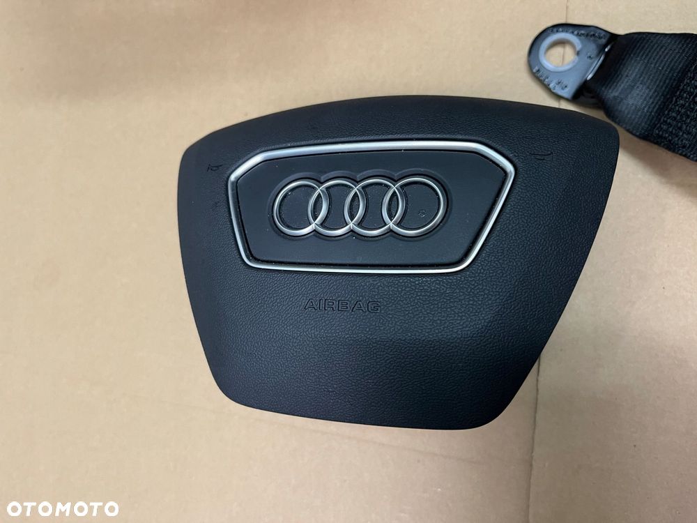 konsola audi e-tron skÓra audi etron deska airbag pasy kokpit audi q8 etron - 7
