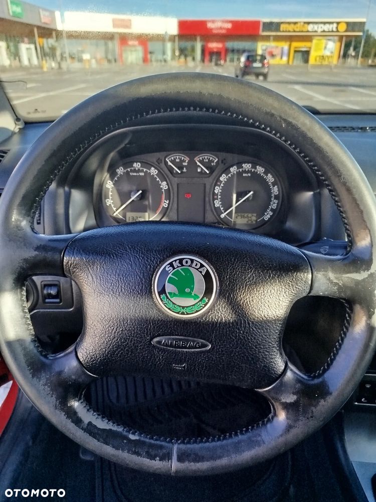 Skoda Octavia 1.8T Tour Classic - 26