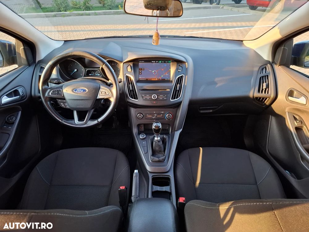 Ford Focus 1.6 TDCI DPF Trend - 6