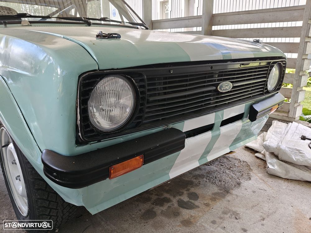 Ford Escort - 17