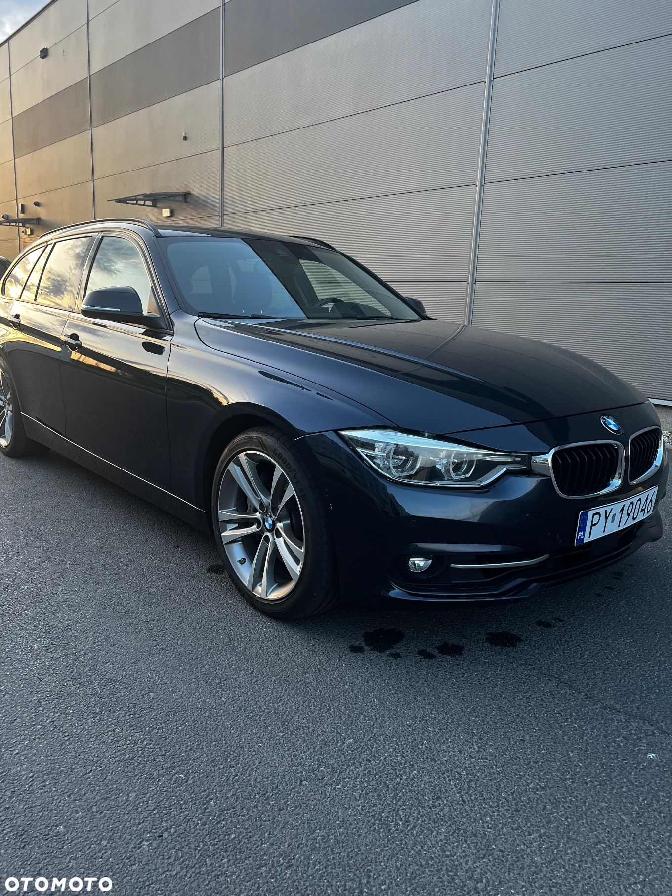 BMW Seria 3 330d Touring Sport Line - 1