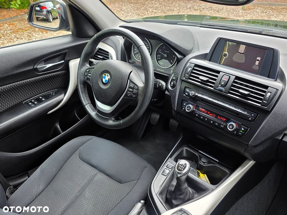 BMW Seria 1 118d DPF - 23