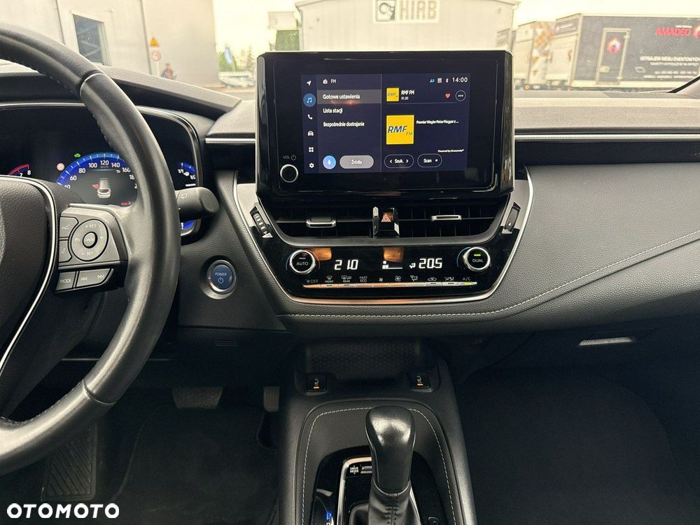 Toyota Corolla 2.0 Hybrid Comfort - 23
