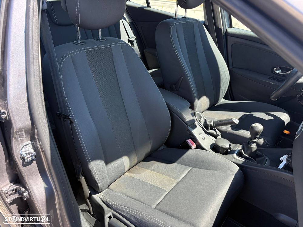 Renault Mégane dCi 110 FAP Dynamique - 23