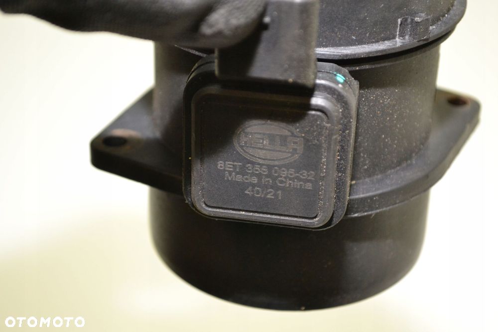 MERCEDES W212 2.2 CDI PRZEPLYWOMIERZ POWIETRZA 8ET35809532 - 6