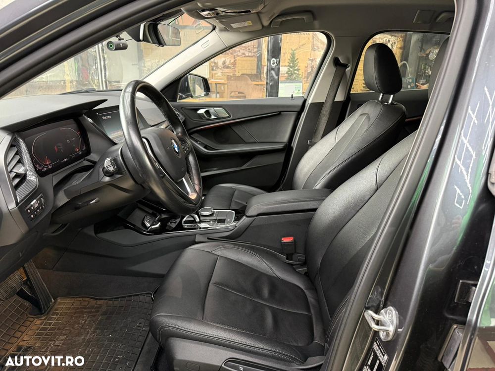 BMW Seria 1 118i Aut. Luxury Line - 25