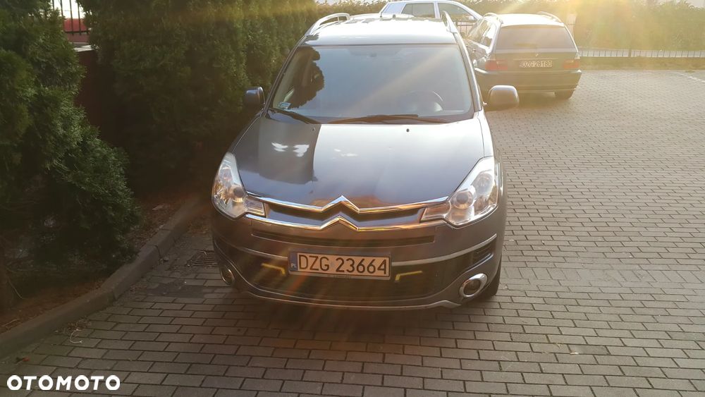 Citroën C-Crosser 2.2 HDi Exclusive - 1