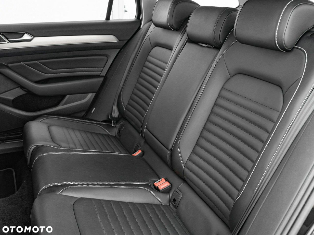 Volkswagen Passat 2.0 TSI 4Mot Elegance DSG - 27