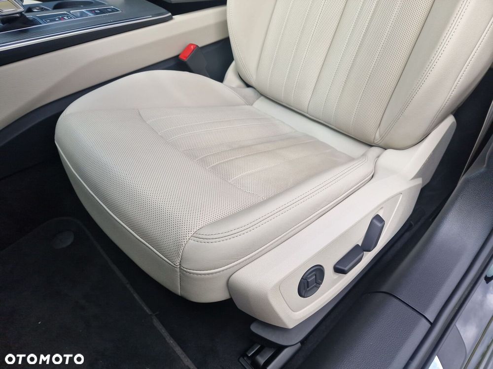 Audi A6 Avant 40 TDI mHEV Sport S tronic - 14