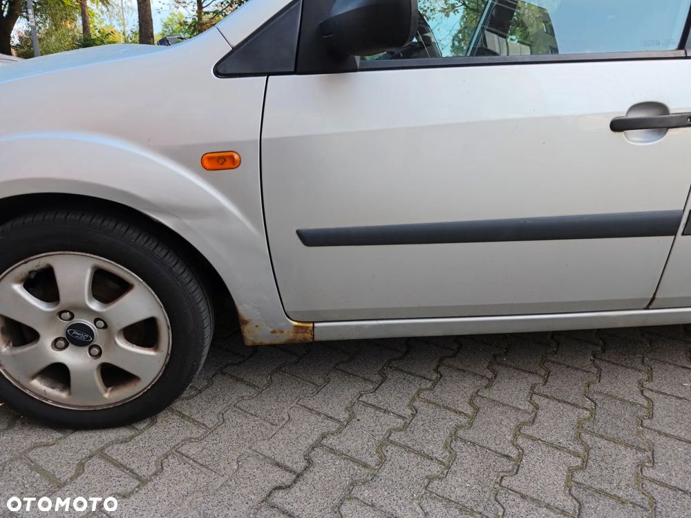 Ford Fiesta - 7
