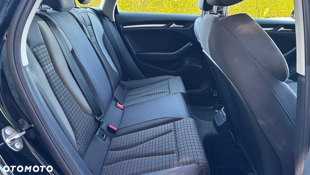 Audi A3 Sportback - 37