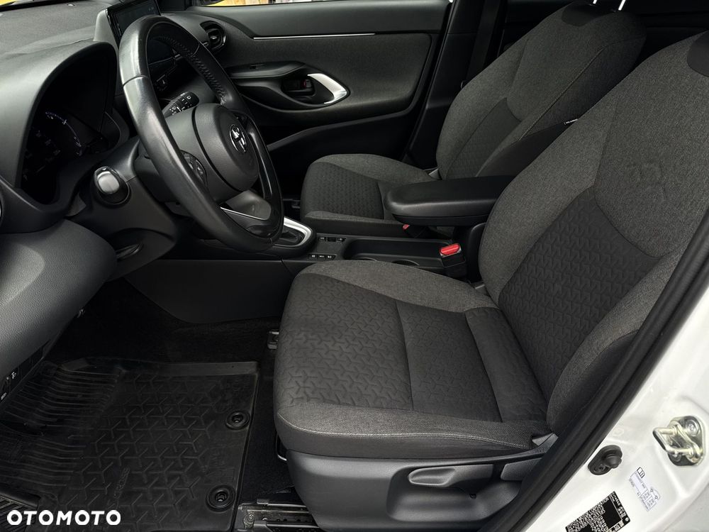 Toyota Yaris Cross Hybrid 1.5 Comfort - 13